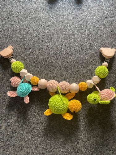 Kinderwagenkette gehäkelt